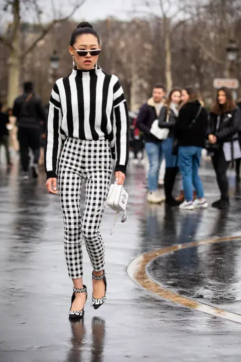 Mix de estampas en blanco y negro.