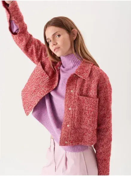 Corte recto, bolsillos grandes. Furzai, $65.900 Corte recto, bolsillos grandes. Furzai, $65.900