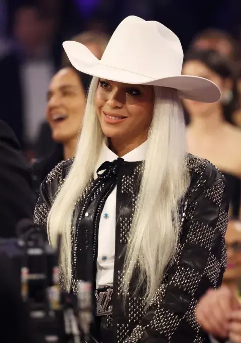 Beyoncé en la entrega de los Grammys en Febrero 2024. Beyoncé en la entrega de los Grammys en Febrero 2024.
