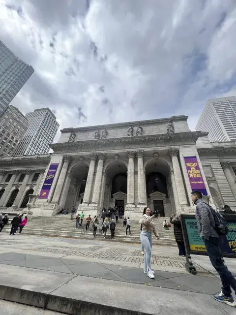 Visitar la biblioteca de NY, un planazo. Visitar la biblioteca de NY, un planazo.