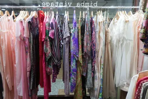 Bimba Vintage está en Libertad 958.