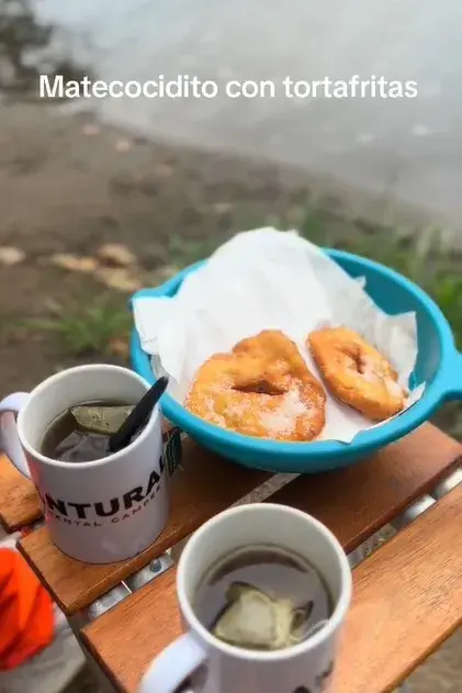 Las tortas fritas que preparó María Becerra en sus vacaciones. Las tortas fritas que preparó María Becerra en sus vacaciones.