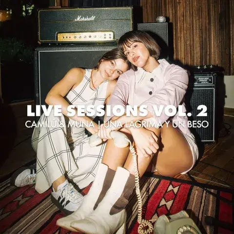 Muna Pauls y Camilú presentan el tema musical Una lágrima y un beso.