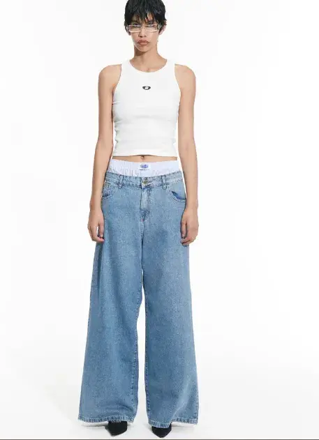 Jean ancho con tiro bajo. Bestia $80.000 Jean ancho con tiro bajo. Bestia $80.000