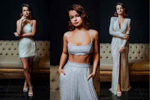 Muna Pauls optó por tres cambios de ropa, tres diseños bien distintos entre sí, en color off White, creados por María Gorof. Muna Pauls optó por tres cambios de ropa, tres diseños bien distintos entre sí, en color off White, creados por María Gorof.