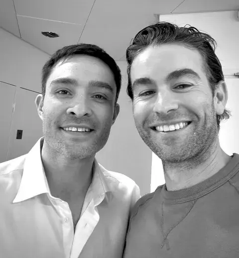 La foto compartida por Ed Westwick y Chace Crawford en su cuenta de Instagram. La foto compartida por Ed Westwick y Chace Crawford en su cuenta de Instagram.