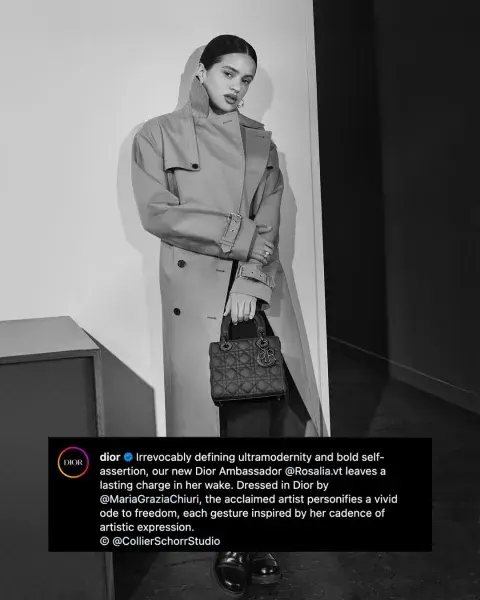 La tercera foto de Rosalía como embajadora de Dior. La tercera foto de Rosalía como embajadora de Dior.