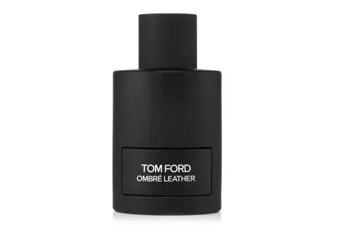 La sensualidad táctil del rico cuero negro, el pachulí y el vetiver que se envuelven como una segunda piel. Con tonos florales de jazmín que evocan la belleza salvaje del desierto y capas de ámbar y musgo que imitan el calor de la roca y la arena. Una fragancia fuerte y seductora. La sensualidad táctil del rico cuero negro, el pachulí y el vetiver que se envuelven como una segunda piel. Con tonos florales de jazmín que evocan la belleza salvaje del desierto y capas de ámbar y musgo que imitan el calor de la roca y la arena. Una fragancia fuerte y seductora.