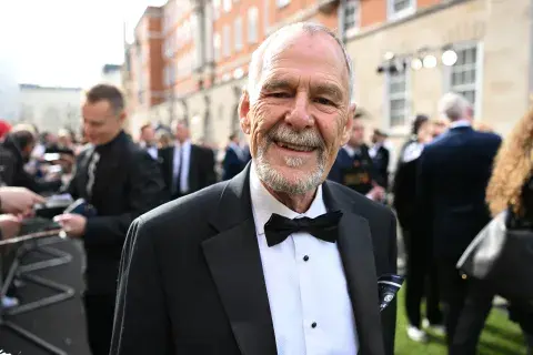Ian Gelder en la entrega de los Olivier Awards, en 2022. Ian Gelder en la entrega de los Olivier Awards, en 2022.