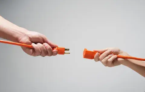 Es fundamental preguntarnos por qué seguimos sosteniendo nuestra pareja. Es fundamental preguntarnos por qué seguimos sosteniendo nuestra pareja.