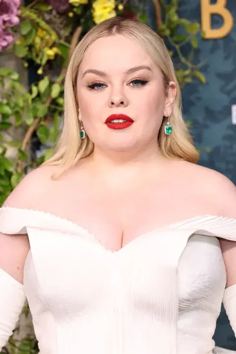 Nicola Coughlan en la premiere de la temporada 3 de Bridgerton. Nicola Coughlan en la premiere de la temporada 3 de Bridgerton.
