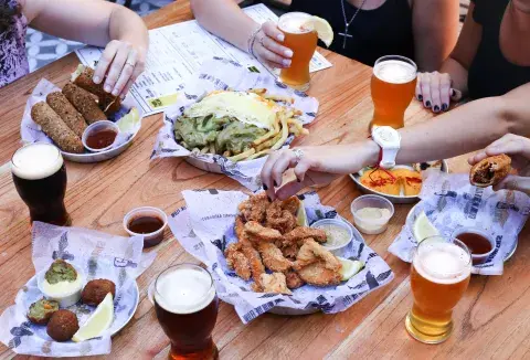 Día de la Cerveza: luagres para celebrar. Día de la Cerveza: luagres para celebrar.