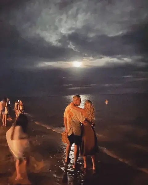 El Turco Naim y Emilia Attias de vacaciones. El Turco Naim y Emilia Attias de vacaciones.