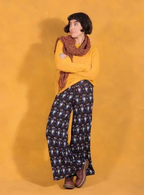 En versión estampada, corte palazzo. @chirisol_tienda_online En versión estampada, corte palazzo. @chirisol_tienda_online