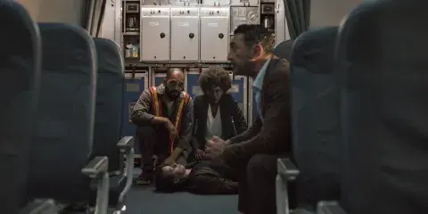 El camino de la noche, serie de Netflix. El camino de la noche, serie de Netflix.