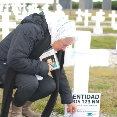Norita Cortiñas en Malvinas, en 2017. Norita Cortiñas en Malvinas, en 2017.