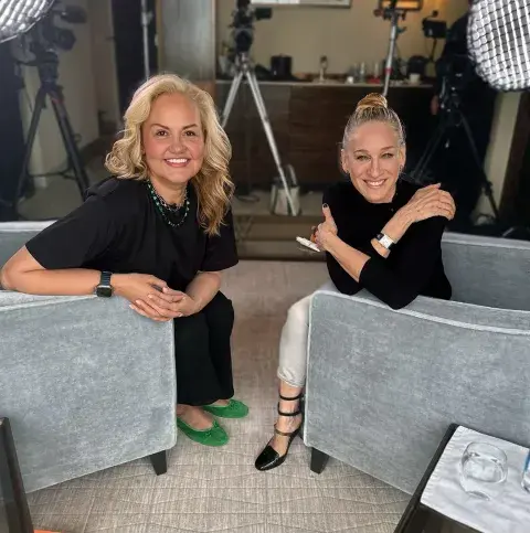 Durante una entrevista con Caroline Hirons, Sarah Jessica Parker dio detalles de su rutina de cuidado de la piel con jabón común. Durante una entrevista con Caroline Hirons, Sarah Jessica Parker dio detalles de su rutina de cuidado de la piel con jabón común.
