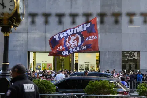 Manifestaciones el día después de la condena de Trump. Manifestaciones el día después de la condena de Trump.