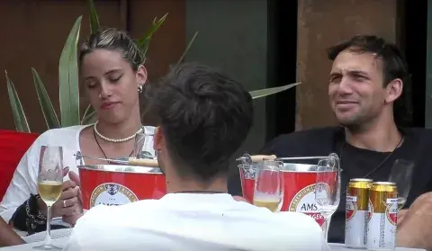 Bautista y Denisse tendrán su esperada boda en Gran Hermano. Bautista y Denisse tendrán su esperada boda en Gran Hermano.