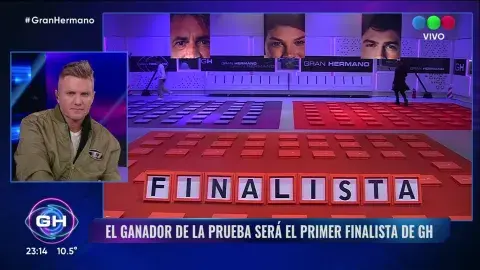Emmanuel y Nicolás participaron del juego de la memoria.