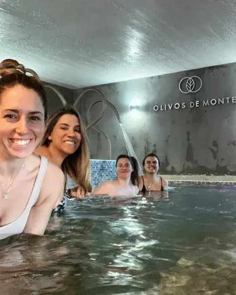 El reencuentro de cuatro ex Chiquititas. El reencuentro de cuatro ex Chiquititas.
