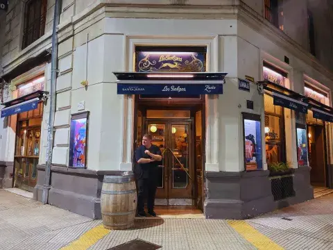 esquina1.jpg esquina1.jpg