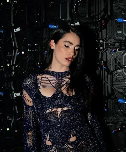 El look de Lali Espósito en Factor X, el lunes 3 de junio. El look de Lali Espósito en Factor X, el lunes 3 de junio.