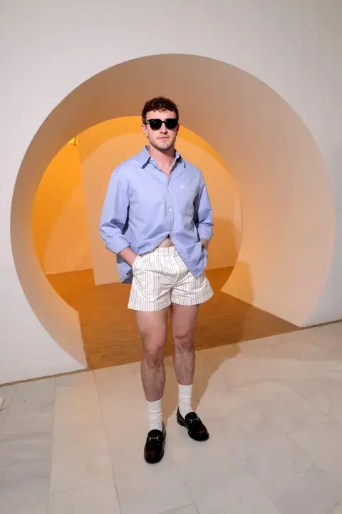 Paul Mescal, cancherísimo en el desfile de Gucci en la Semana de la Moda en Milan. Paul Mescal, cancherísimo en el desfile de Gucci en la Semana de la Moda en Milan.