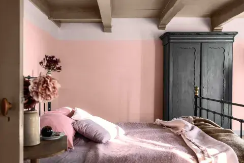 Así, los tonos rojos cálidos, los rosas y morados, y los tirando a tierra son ideales para revitalizar cualquier espacio de la casa Así, los tonos rojos cálidos, los rosas y morados, y los tirando a tierra son ideales para revitalizar cualquier espacio de la casa