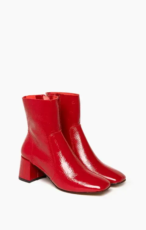 Un par de botas. Un par de botas.