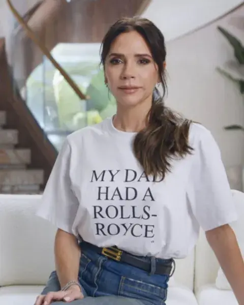Victoria Beckham Diseñadora de modas y empresaria. Victoria Beckham Diseñadora de modas y empresaria.