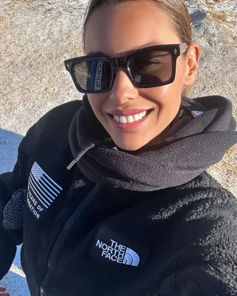 Pampita en la nieve. Pampita en la nieve.