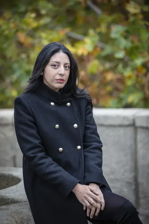 Mónica Ojeda cuenta que migró desde Ecuador para poder escribir sin miedo. Mónica Ojeda cuenta que migró desde Ecuador para poder escribir sin miedo.