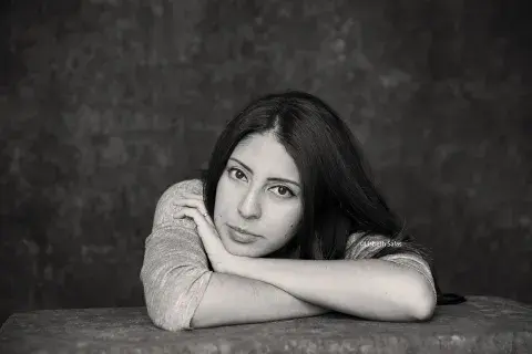 Mónica Ojeda señala que su narrativa gira en una especie de triángulo en donde los puntos son miedo, deseo y violencia. Mónica Ojeda señala que su narrativa gira en una especie de triángulo en donde los puntos son miedo, deseo y violencia.