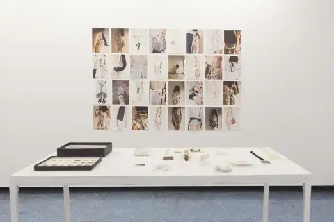 La idea es mostrar el procesos desde que surge la idea hasta que se plasma en una pieza portable. La idea es mostrar el procesos desde que surge la idea hasta que se plasma en una pieza portable.