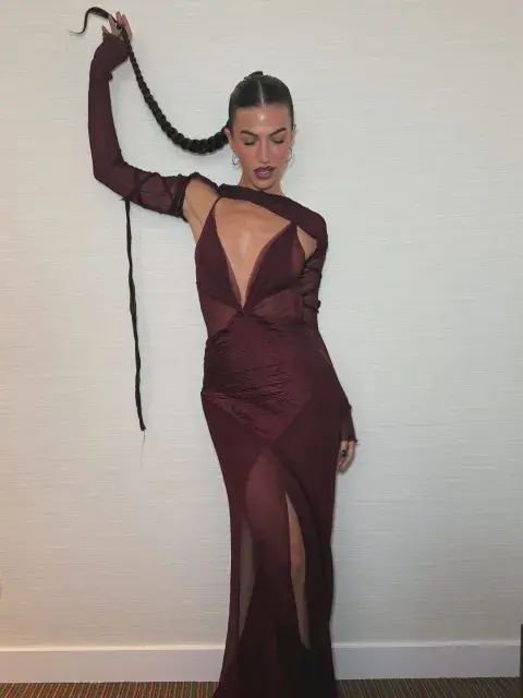 El look de Stefi Roitman en el casamiento de Oriana Sabatini y Paulo Dybala. El look de Stefi Roitman en el casamiento de Oriana Sabatini y Paulo Dybala.