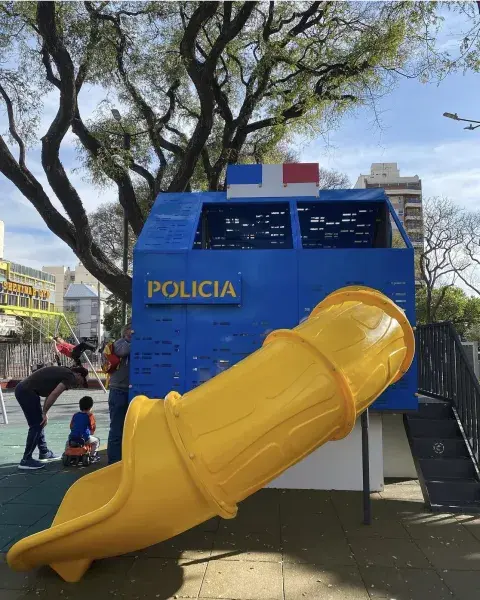 Una de las plazas recomendadas de CABA. Una de las plazas recomendadas de CABA.