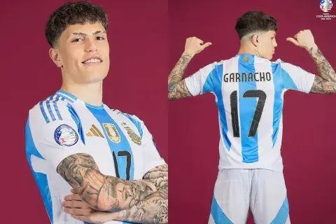 Alejandro Garnacho con el estilo mohicano Alejandro Garnacho con el estilo mohicano