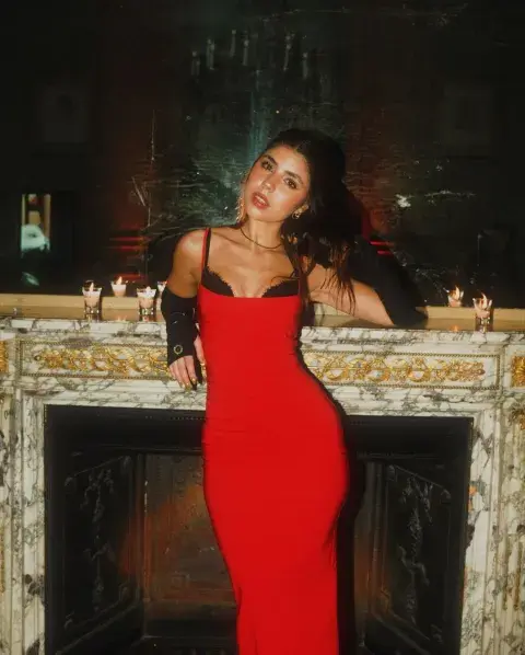 El look de Camila Mayan para la boda de Oriana Sabatini y Paulo Dybala. El look de Camila Mayan para la boda de Oriana Sabatini y Paulo Dybala.