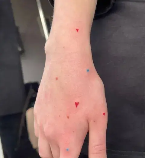 tatuaje mano tatuaje mano