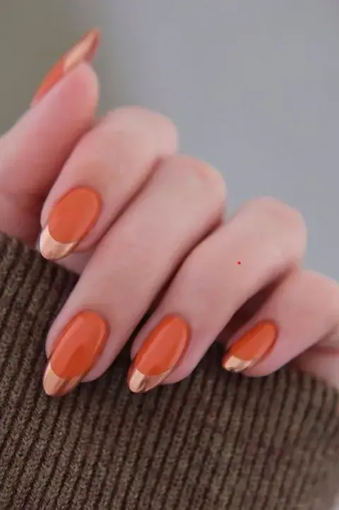 Naranja con francesitas en dorado. Naranja con francesitas en dorado.