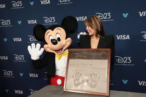 Foto de Miley Cyrus en los Disney Legends Award. Foto de Miley Cyrus en los Disney Legends Award.