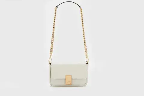 Bandolera Bali Charol Blanco $336.500 Bandolera Bali Charol Blanco $336.500