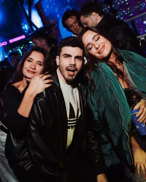 La fiesta del cumple número 30 de Flor Jazmín Peña. La fiesta del cumple número 30 de Flor Jazmín Peña.