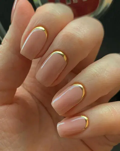 Inverse French nails Inverse French nails