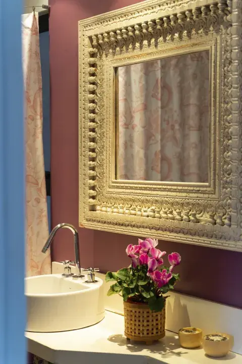 El baño vinculado al dormitorio principal. El baño vinculado al dormitorio principal.