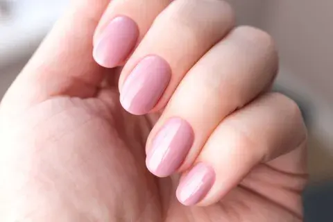 Los colores que más se usan son: nude, gris claro y oscuro, negro, rojo, bordó y rosa. Los colores que más se usan son: nude, gris claro y oscuro, negro, rojo, bordó y rosa.