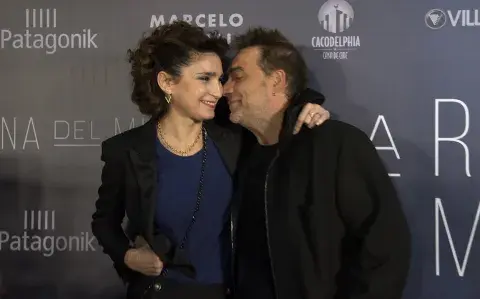 Fotografía de Valeria Bertuccelli y Vicentico. Fotografía de Valeria Bertuccelli y Vicentico.