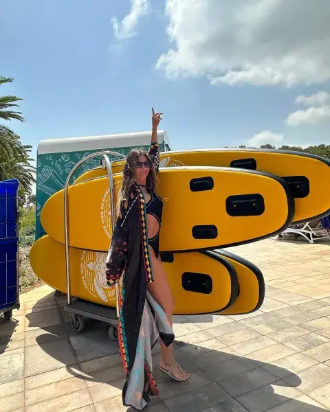 Pampita en Ibiza. Pampita en Ibiza.