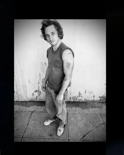 Jeremy Allen White en The Bear. Jeremy Allen White en The Bear.